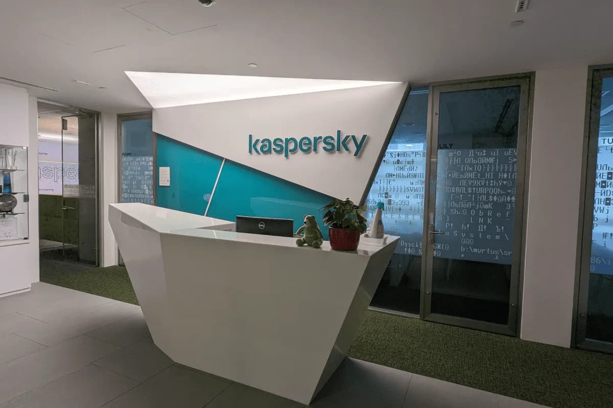 Transparency center in Singapore